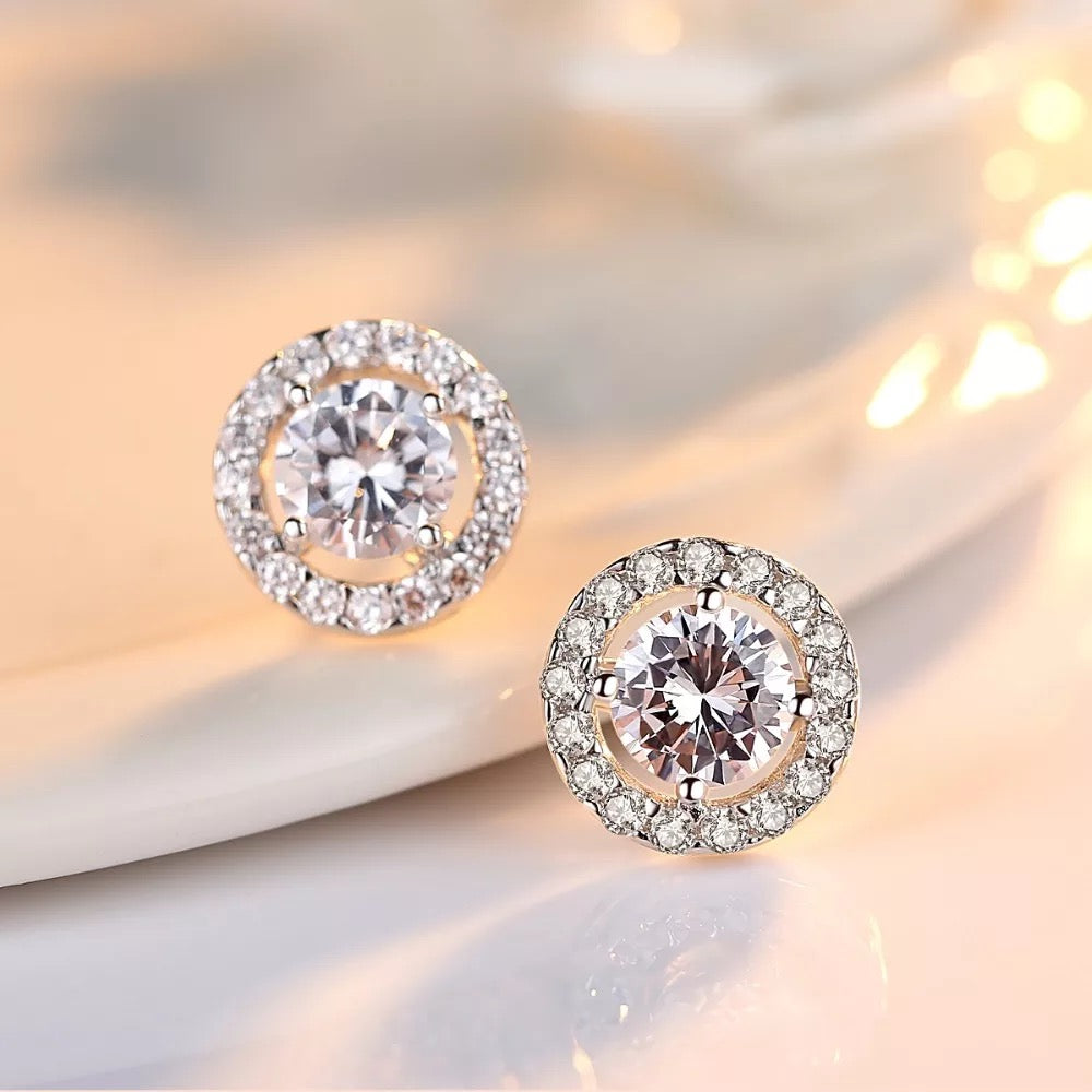 AFRODITA’S MAJESTIC STUDS