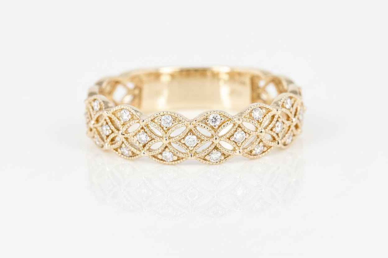 VINTAGE DIAMONDS RING